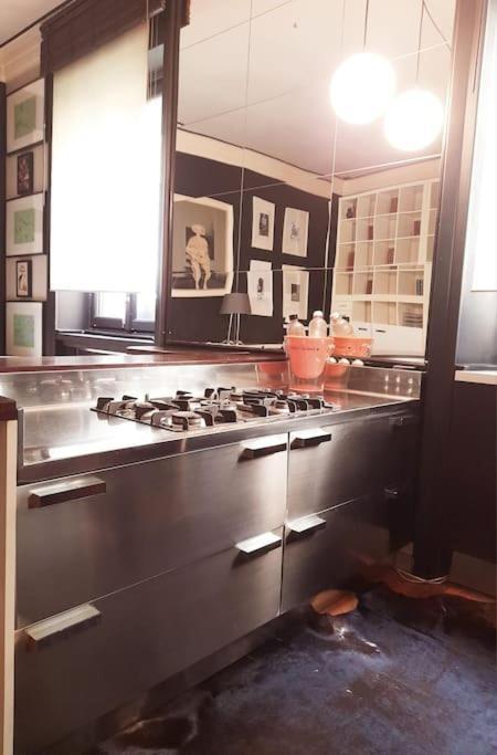 Appartement Dimora Vespri à Milan Extérieur photo